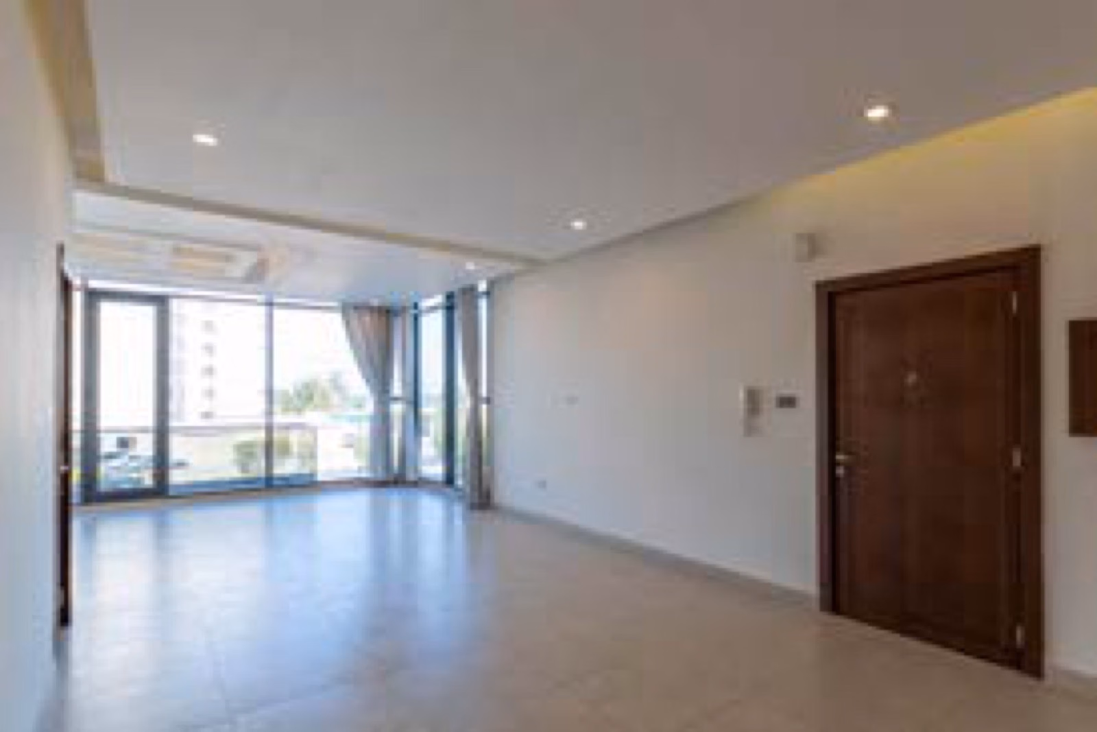 Fintas Apartment Building — Build 2