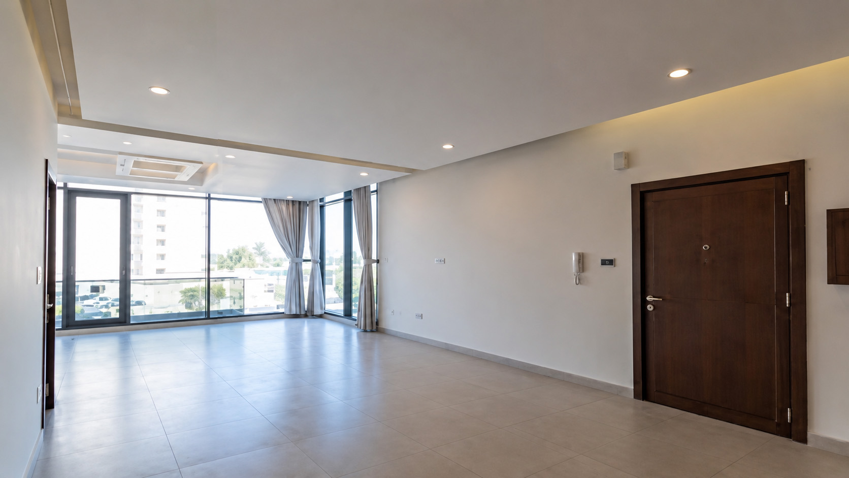Fintas Apartment Building - 1