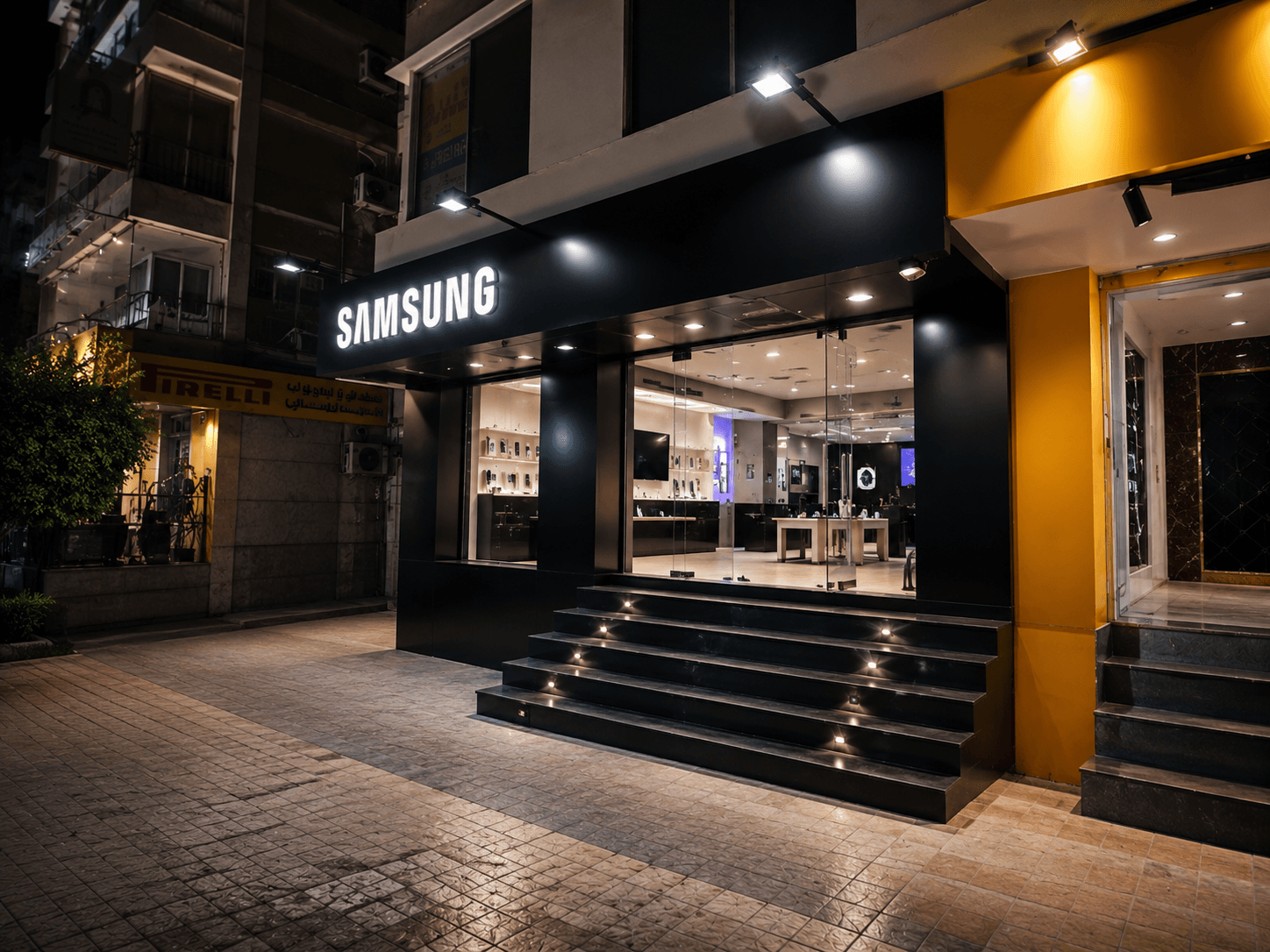 Samsung Store — Result 1